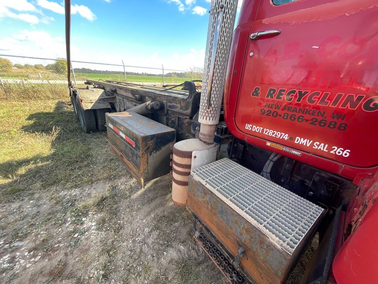 2000-mack-dm690s-image-33