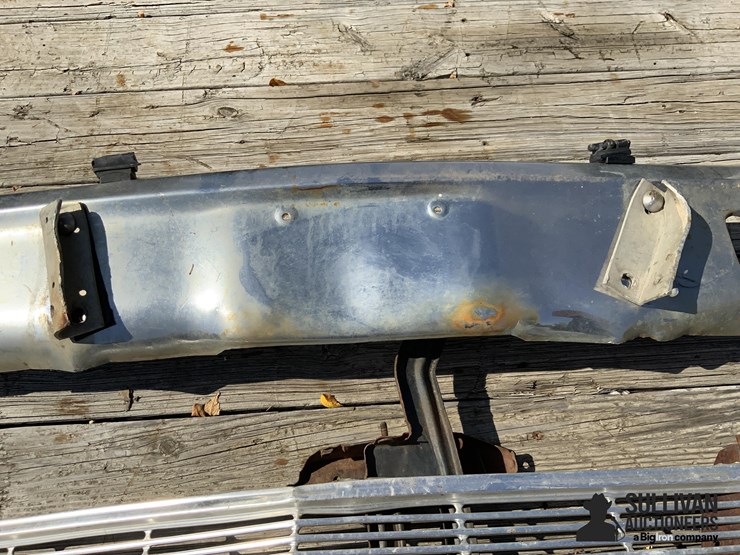 1965-chevrolet-chevelle-grille-&-bumper-image-9