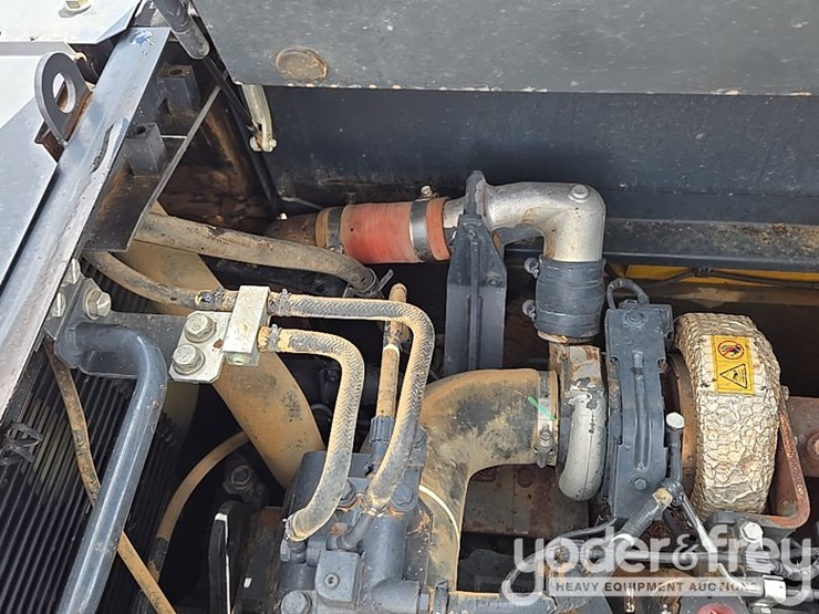 2023-komatsu-pc490-lc-11-image-77