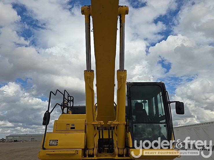 2023-komatsu-pc490-lc-11-image-26