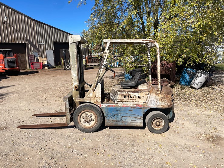 #312-•-hyster-gasoline-forklift-(oconto,-wi)-image-8