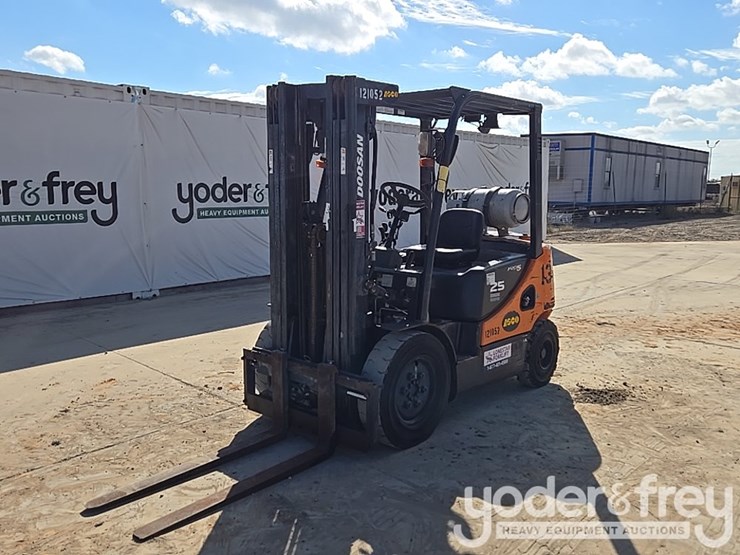 2012-doosan-g25p-5-image-1