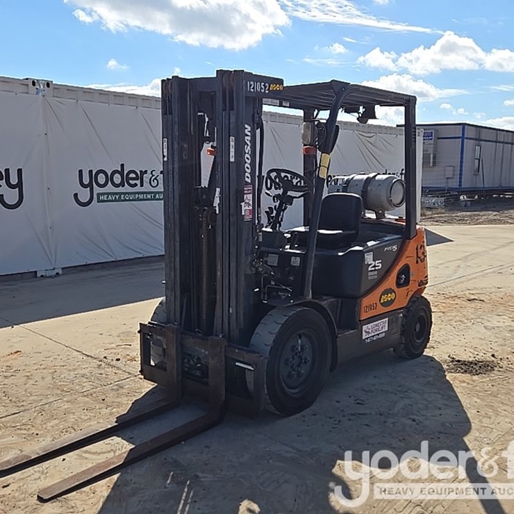 2012 DOOSAN G25P-5