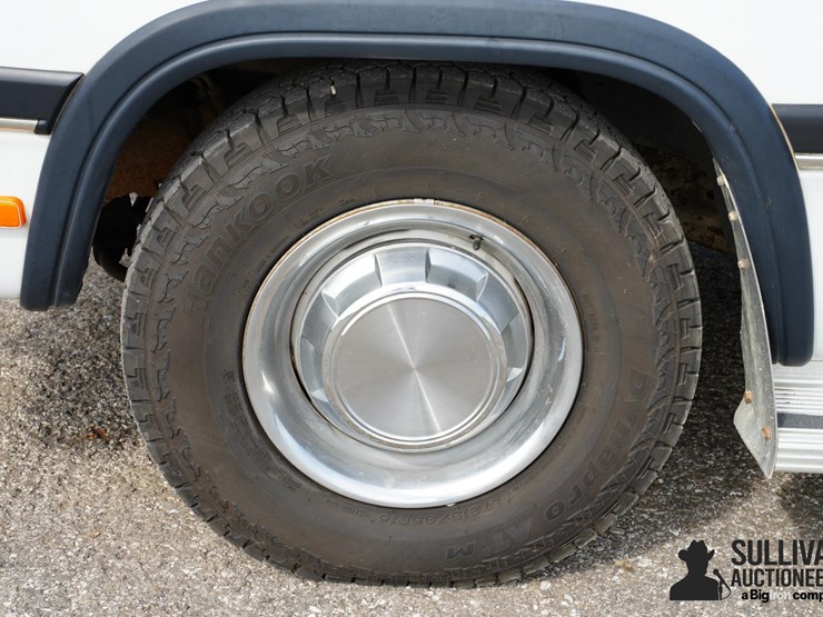 1992-dodge-ram-250-image-13