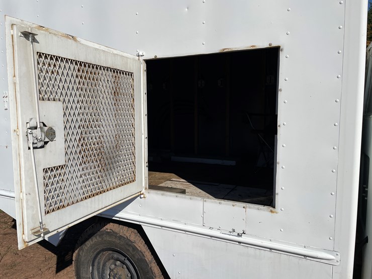 #516-•-1984-chevy-d350-4x4-pickup-(title-in-delay)-(wakefield,-mi)-image-39