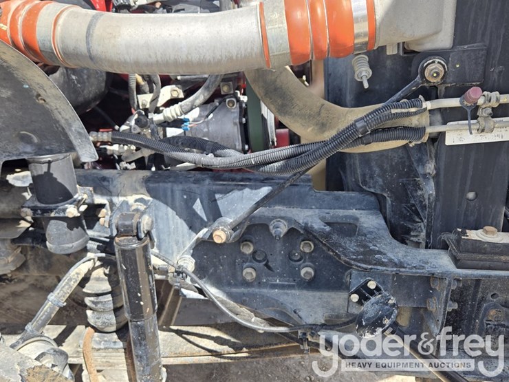 2013-ford-f750-image-27