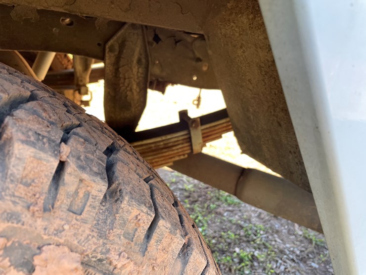 #516-•-1984-chevy-d350-4x4-pickup-(title-in-delay)-(wakefield,-mi)-image-19