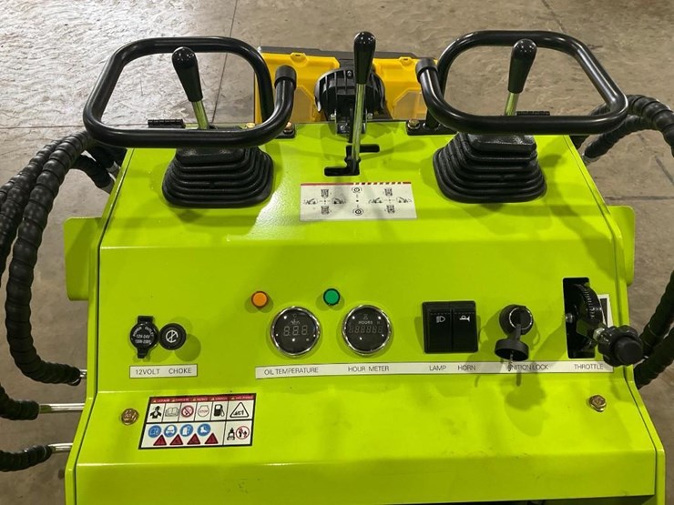 #1010-•-new-landhero-mini-skid-steer-image-10