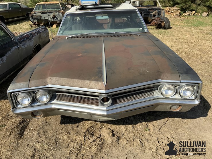 1965-buick-wildcat-convertible-image-10