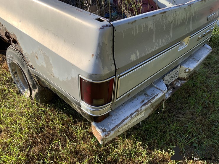 1982-chevrolet-silverado-image-17