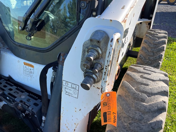 2015-bobcat-s570-image-11