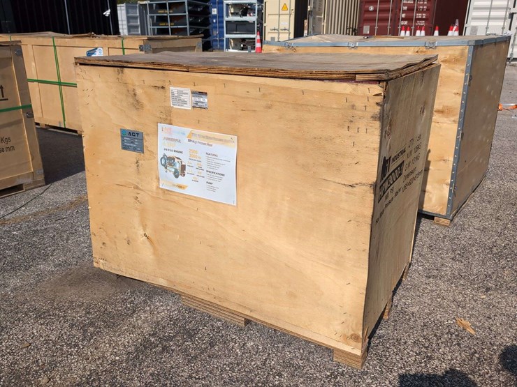 agt-industrial-3000-psi-hot-water-pressure-washer-w/-33ft-hose---6.5-hp-pr-pro-image-2