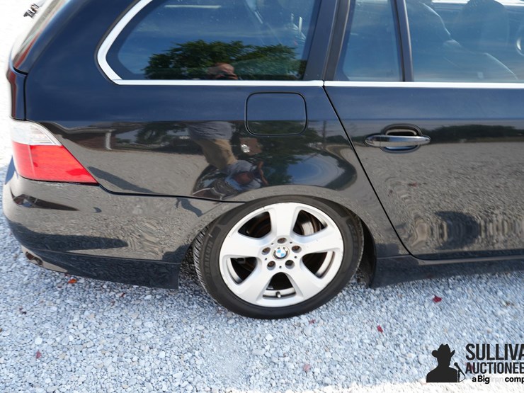 run-#18---2007-bmw-535x-station-wagon-image-20