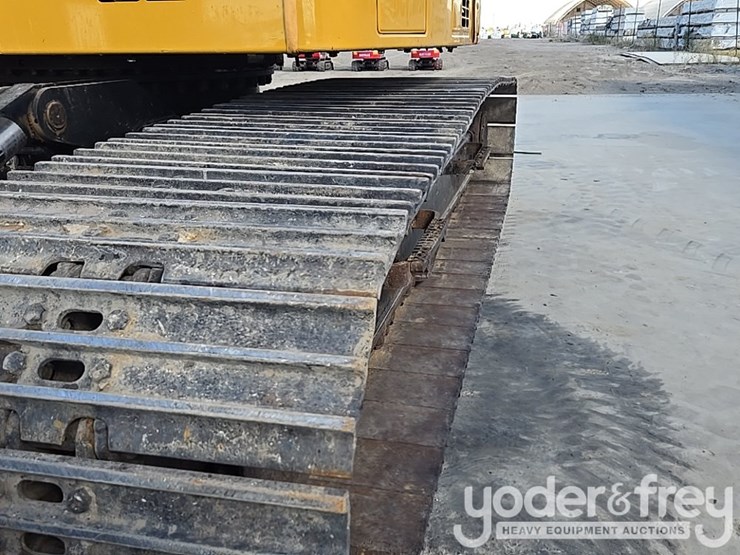 2019-caterpillar-315f-image-16
