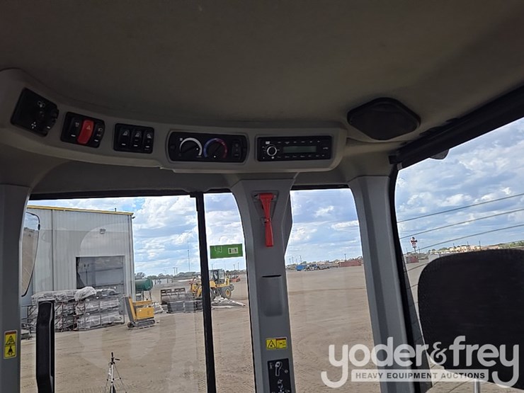 2019-caterpillar-930-image-61