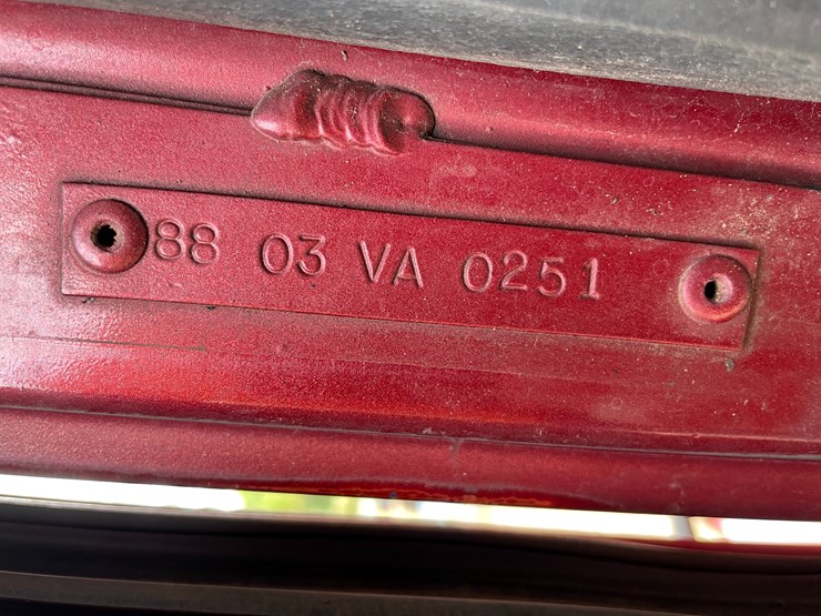 #412-•-1988-white-gmc/autocar-quad-axle-dump-truck-(title-in-delay)-(wakefield,-mi)-image-94