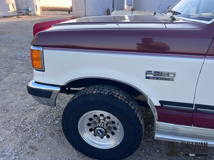 1989-ford-f250-xlt-lariat-image-9