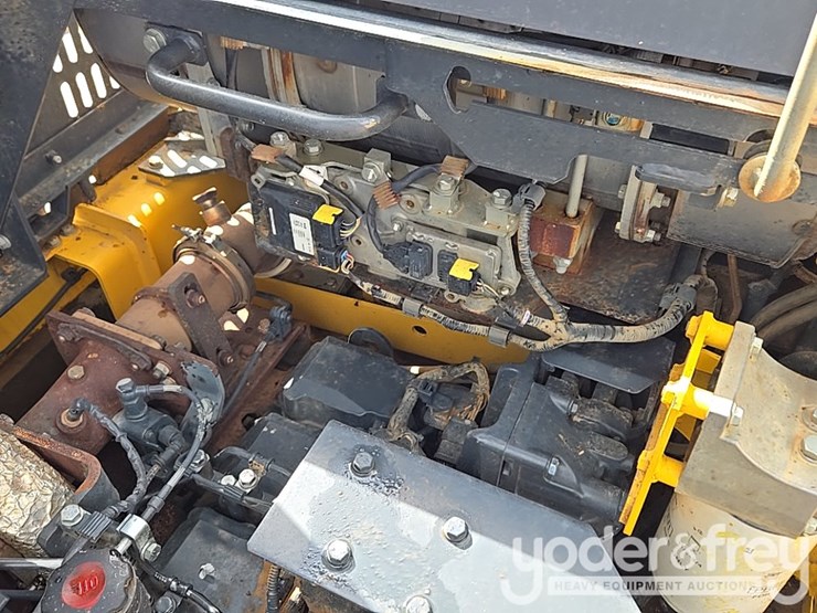 2023-komatsu-pc490-lc-11-image-79