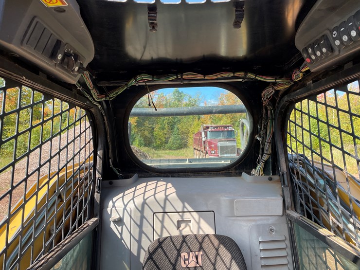 2010-caterpillar-289c-image-32