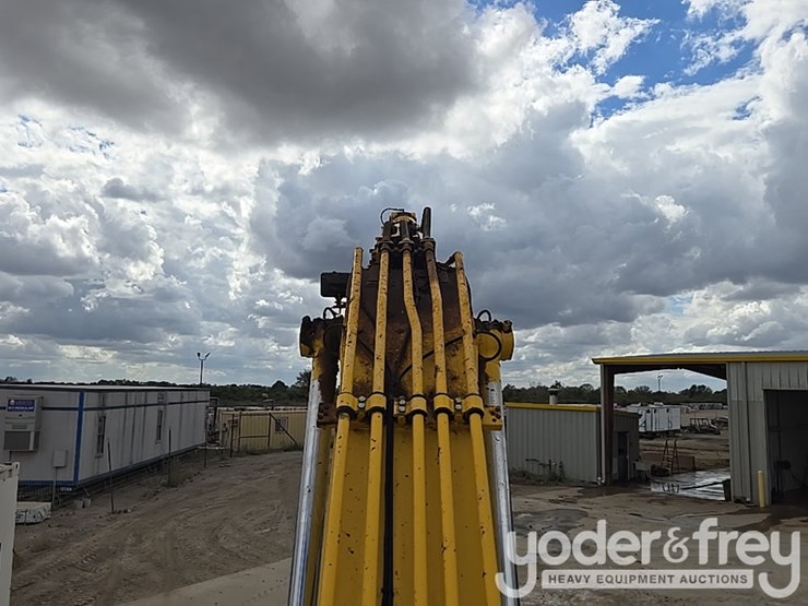 2023-komatsu-pc490-lc-11-image-49