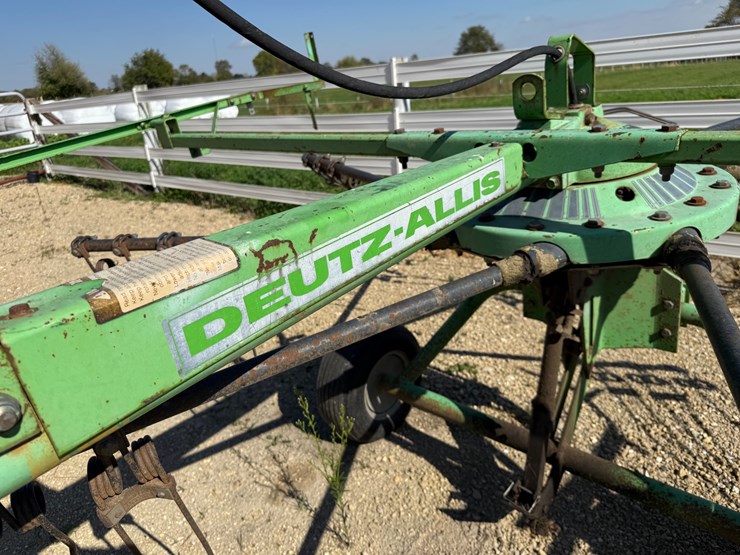 #212-•-deutz-allis-hay-rake-(deforest,-wi)-image-8