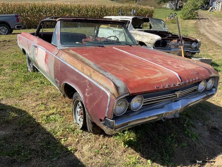 1964-oldsmobile-cutlass-f85-convertible-image-3