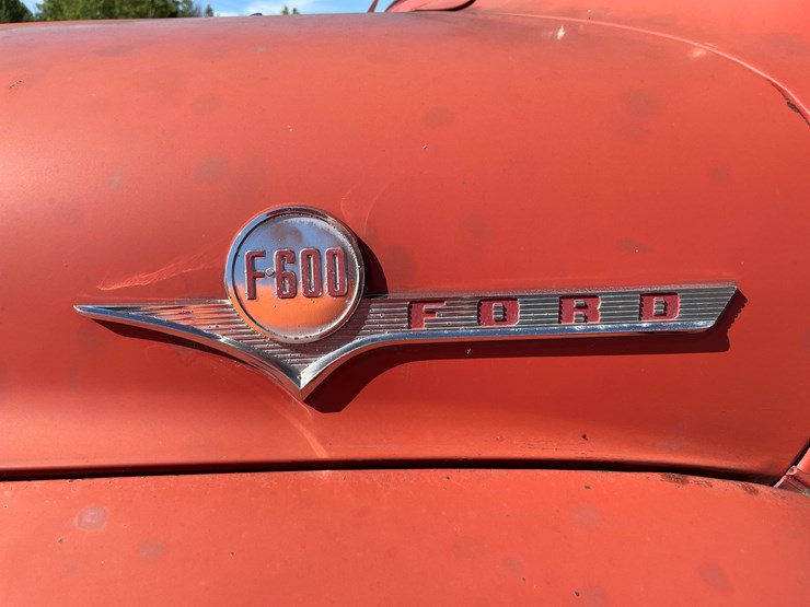 1956-ford-f600-image-10