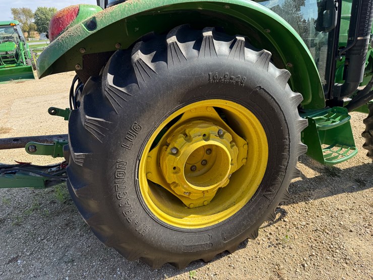 john-deere-5075e-image-10
