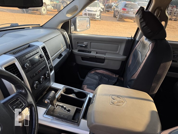 2012-dodge-ram-1500-image-16