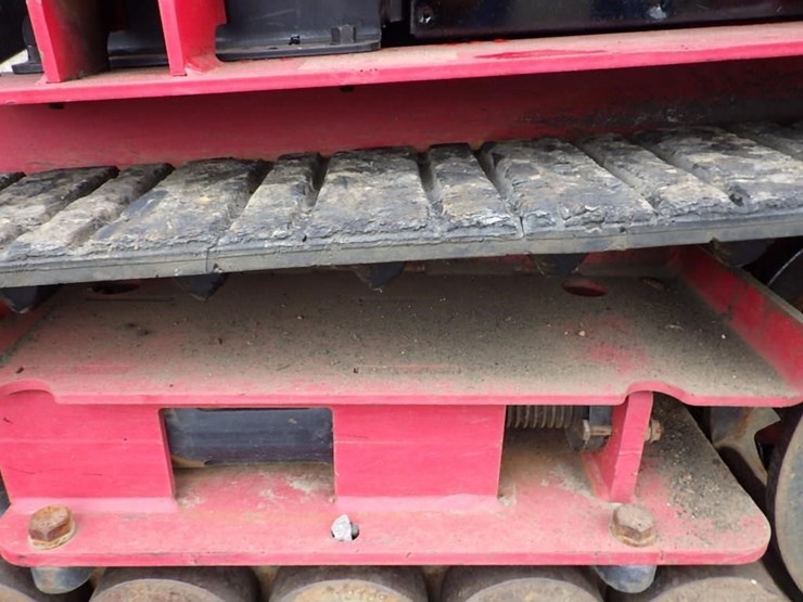 2016-toro-skid-steer-tracked-loader-image-27