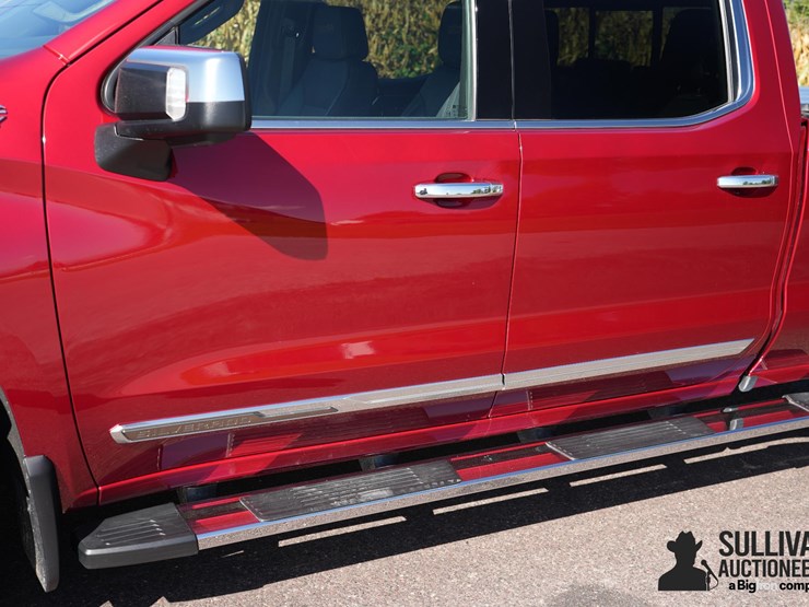 2022-chevrolet-silverado-1500-high-country-image-17