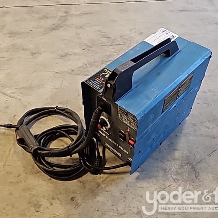 Chicago Electric 90 Amp Flux Wire Welder, 120V 60Hz, Welding Systems SKU 44567 MIG Welder