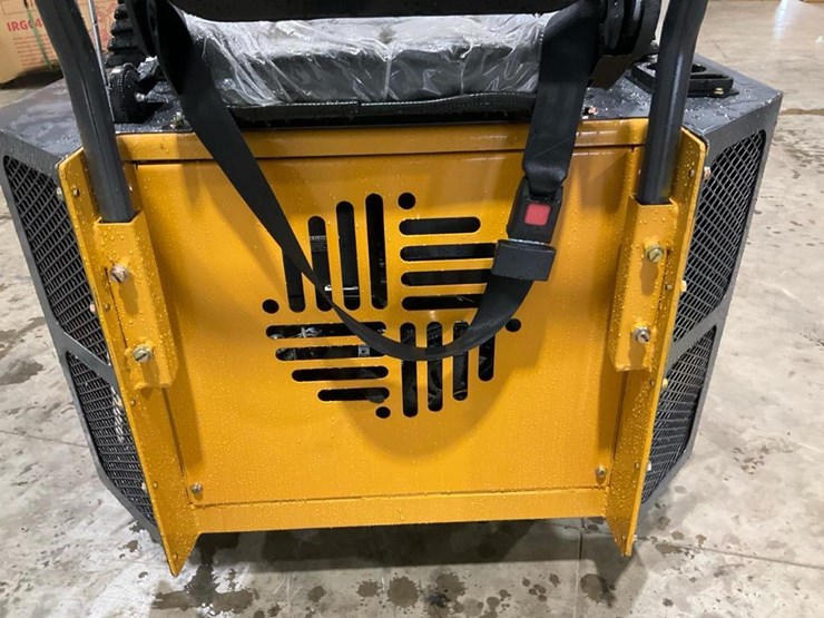 #1019-•-unused-ky460-mini-skid-steer-image-16