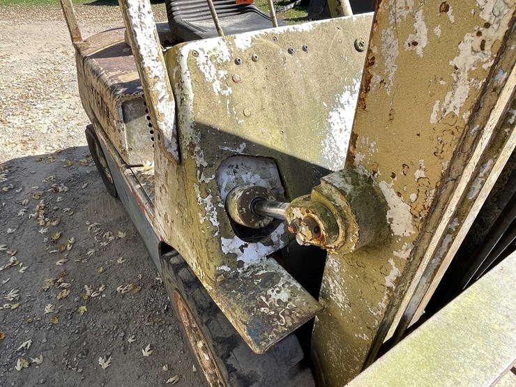 #312-•-hyster-gasoline-forklift-(oconto,-wi)-image-19