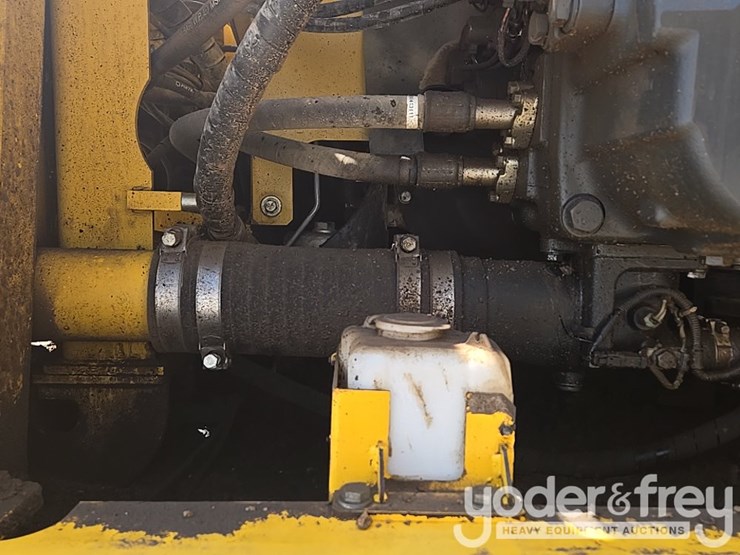 2022-komatsu-pc490-lc-11-image-39