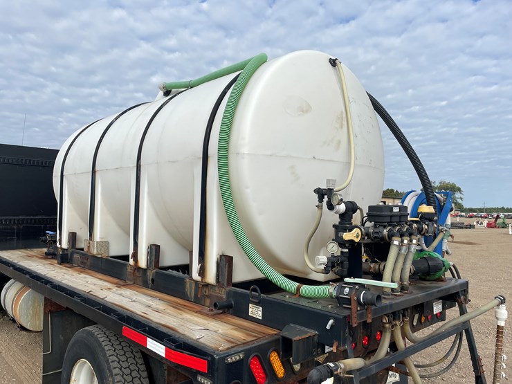 #408-•-2012-kenworth-flatbed-truck-with-water-tank-(has-mn-title-in-delay)-(princeton,-mn)-image-50