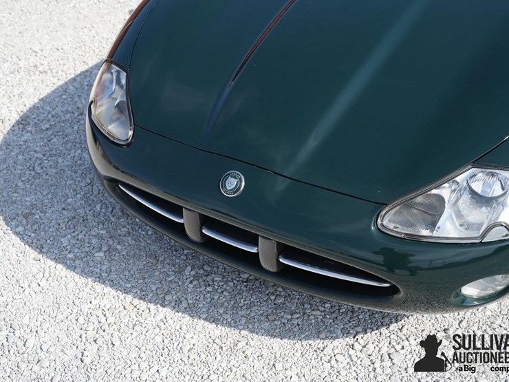 run-#11---2001-jaguar-xk8-convertible-image-9