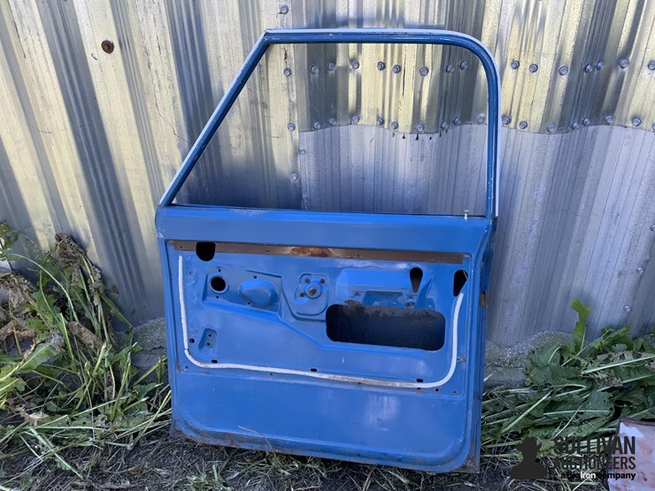 1972-chevrolet-pickup-door-image-4
