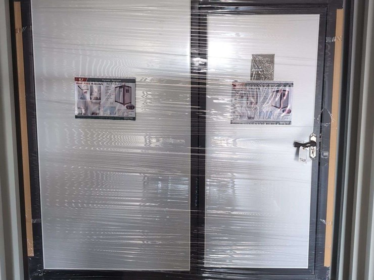 kj-heavy-duty-portable-restroom---model:-k1522-image-1