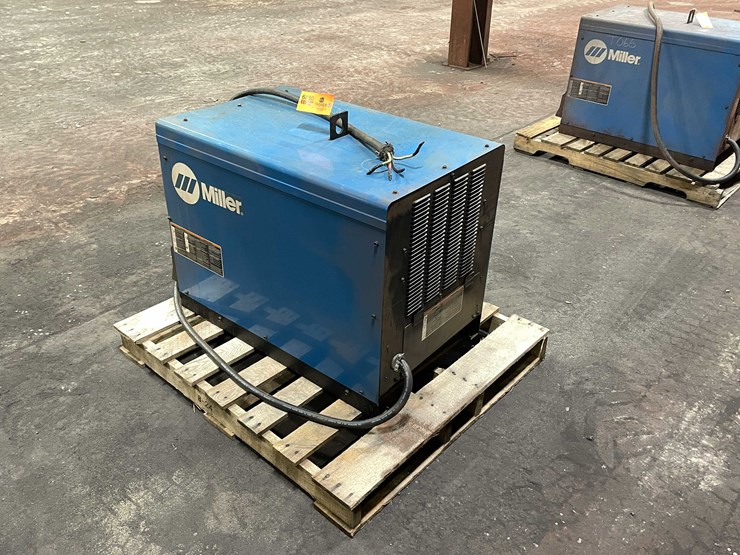 #6880-•-miller-delta-weld-welding-power-source-(kaukauna,-wi)-image-3