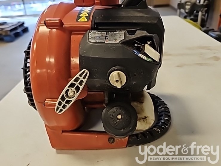 homelite-gas-2-cycle-handheld-blower-image-11