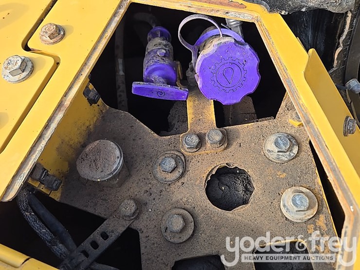 2019-caterpillar-d6-lgp-image-46