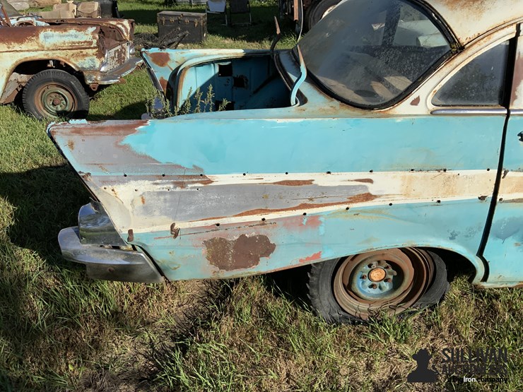 1957-chevrolet-4-dr.-bel-air-image-12