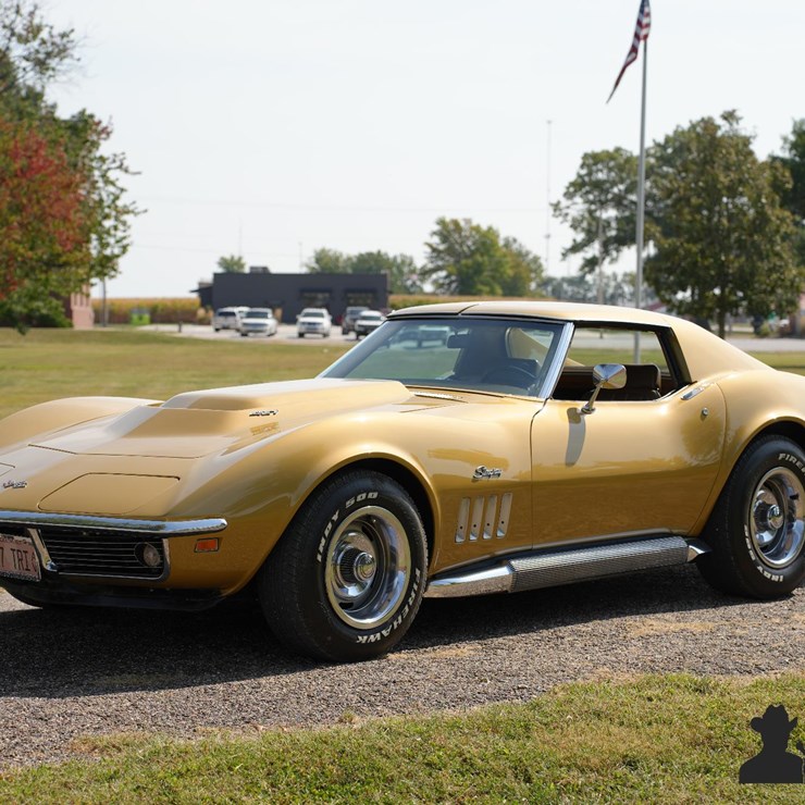 Run #83 - 1969 Chevrolet L68 Corvette Stingray