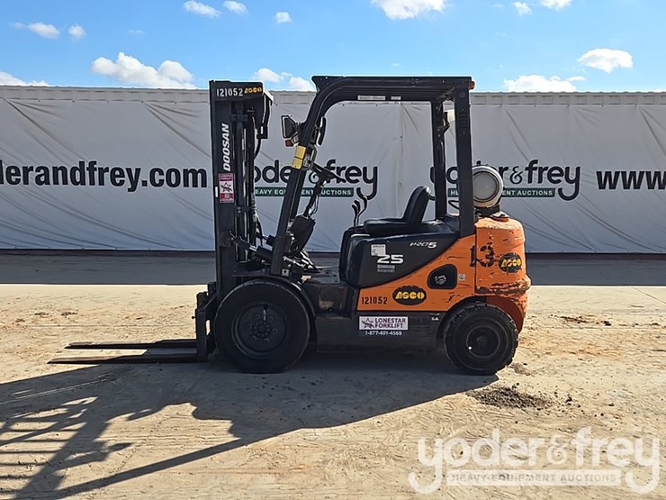 2012-doosan-g25p-5-image-2
