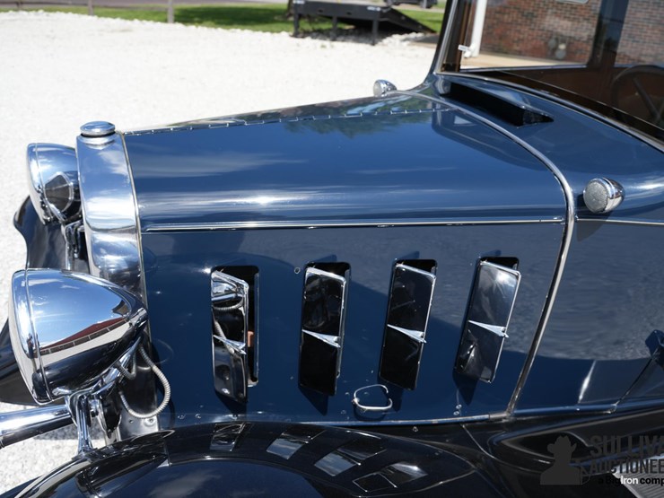 run-#66---1932-chevrolet-confederate-sedan-image-12