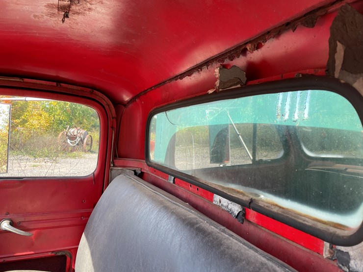 #424-•-vintage-ford-1-1/2-ton-single-axle-dump-truck-(no-title)-(houghton,-mi)-image-58