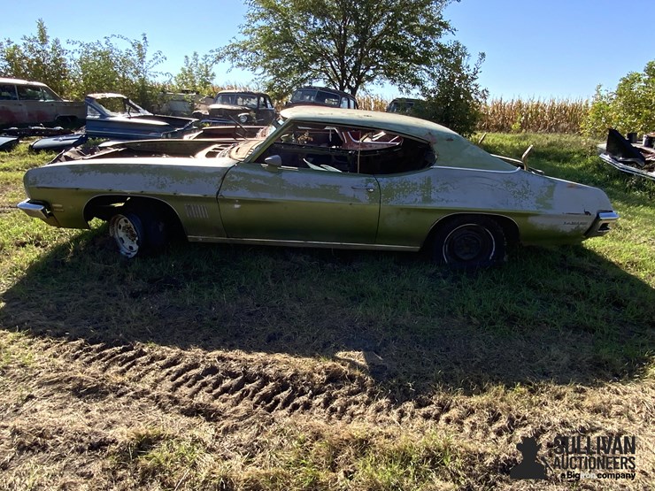 1971-pontiac-lemans-sport-2-dr.-hardtop-image-8