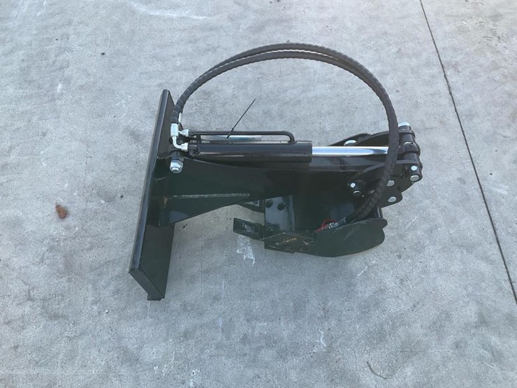 #1351-•-unused-mini-skid-steer-digger-arm-image-3
