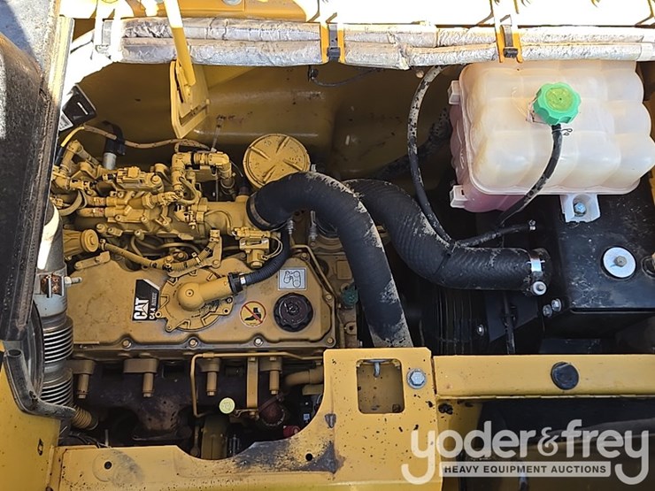2019-caterpillar-315f-image-44